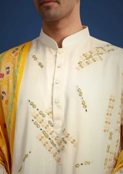 Off White Embroidered Kurta Set With Bandhani Dupatta