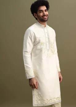 Off White Kurta Pant Set With Threadwork