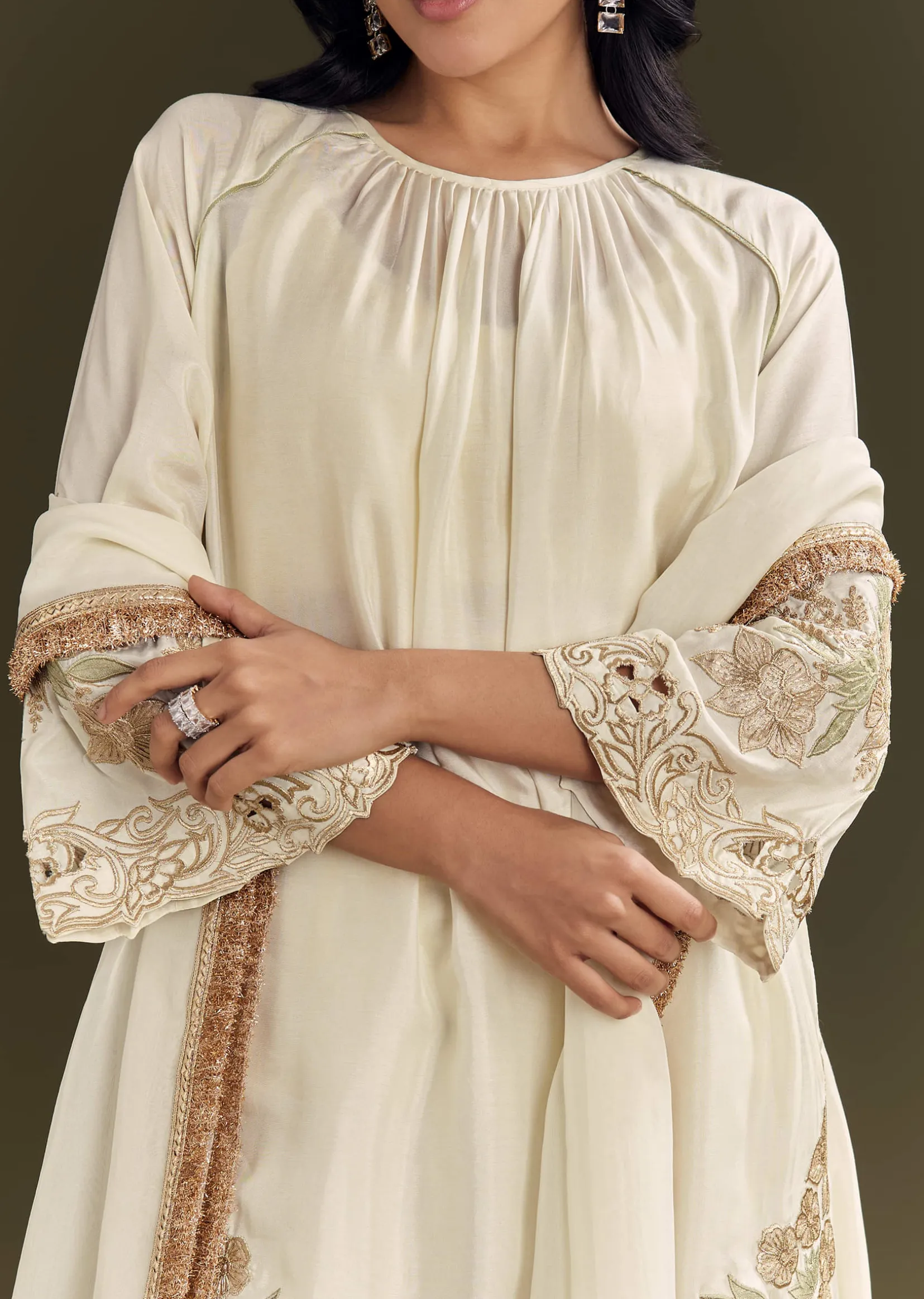 Off White Russian Silk Kurta Dupatta Set With Applique Zari Work