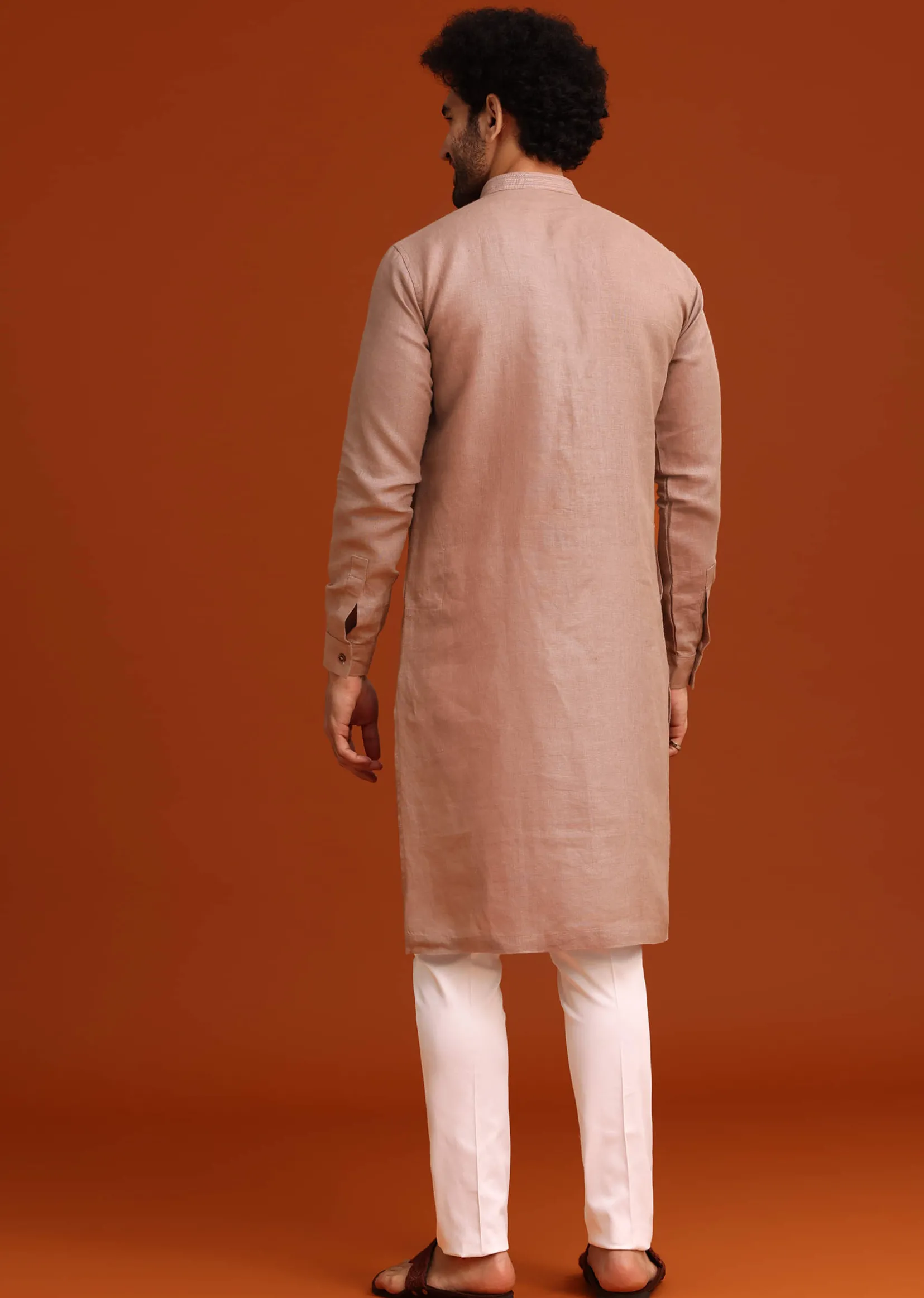Onion Pink Floral Resham Hand Embroidered Kurta Set In Linen
