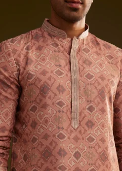 Onion Pink Kurta Set with Geometric Print