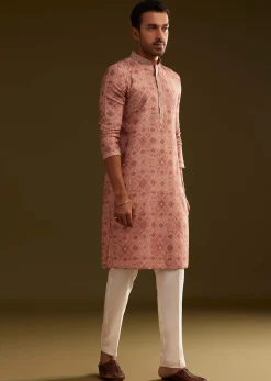 Onion Pink Kurta Set with Geometric Print