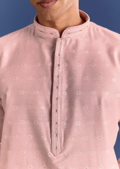 Peach Banaras Jacquard Kurta Set With Butti Print