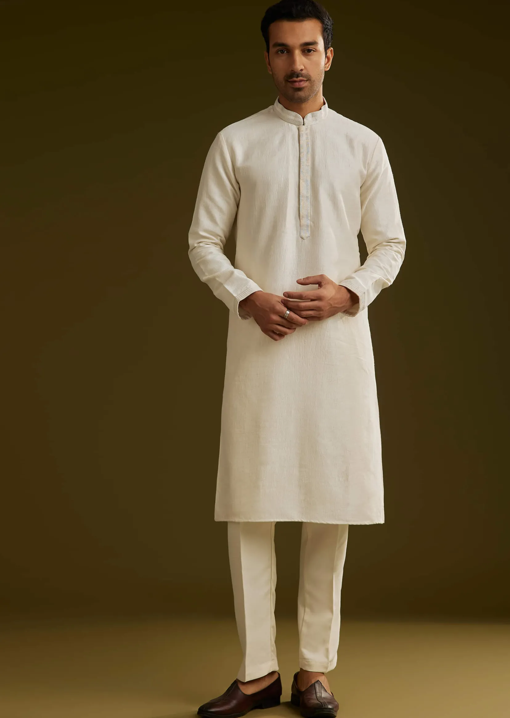 Peach Cotton Silk Kurta Set With Aari Work Jacket