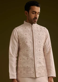 Peach Cotton Silk Kurta Set With Geometric Threadwork Jacket