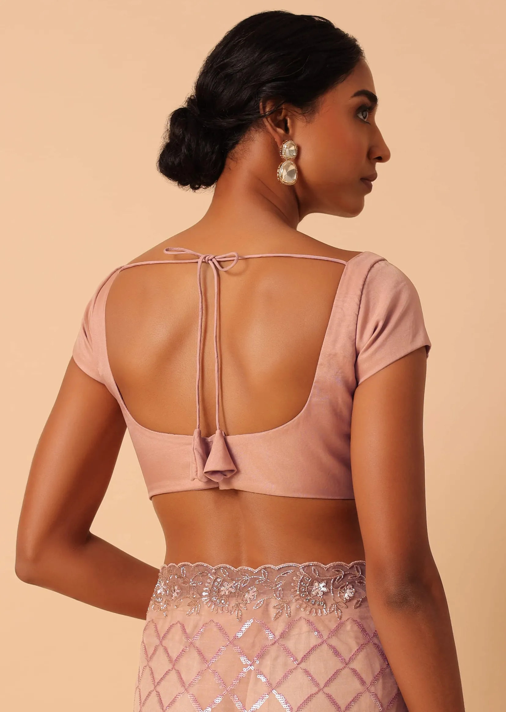 Peach Organza Saree With Cutdana Work And Unstitched Blouse Piece
