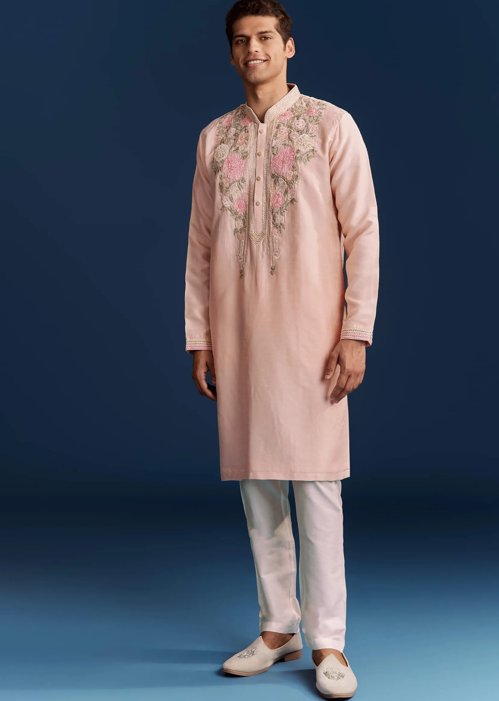 Peach Silk Kurta With Floral Resham Thread And Embroidery