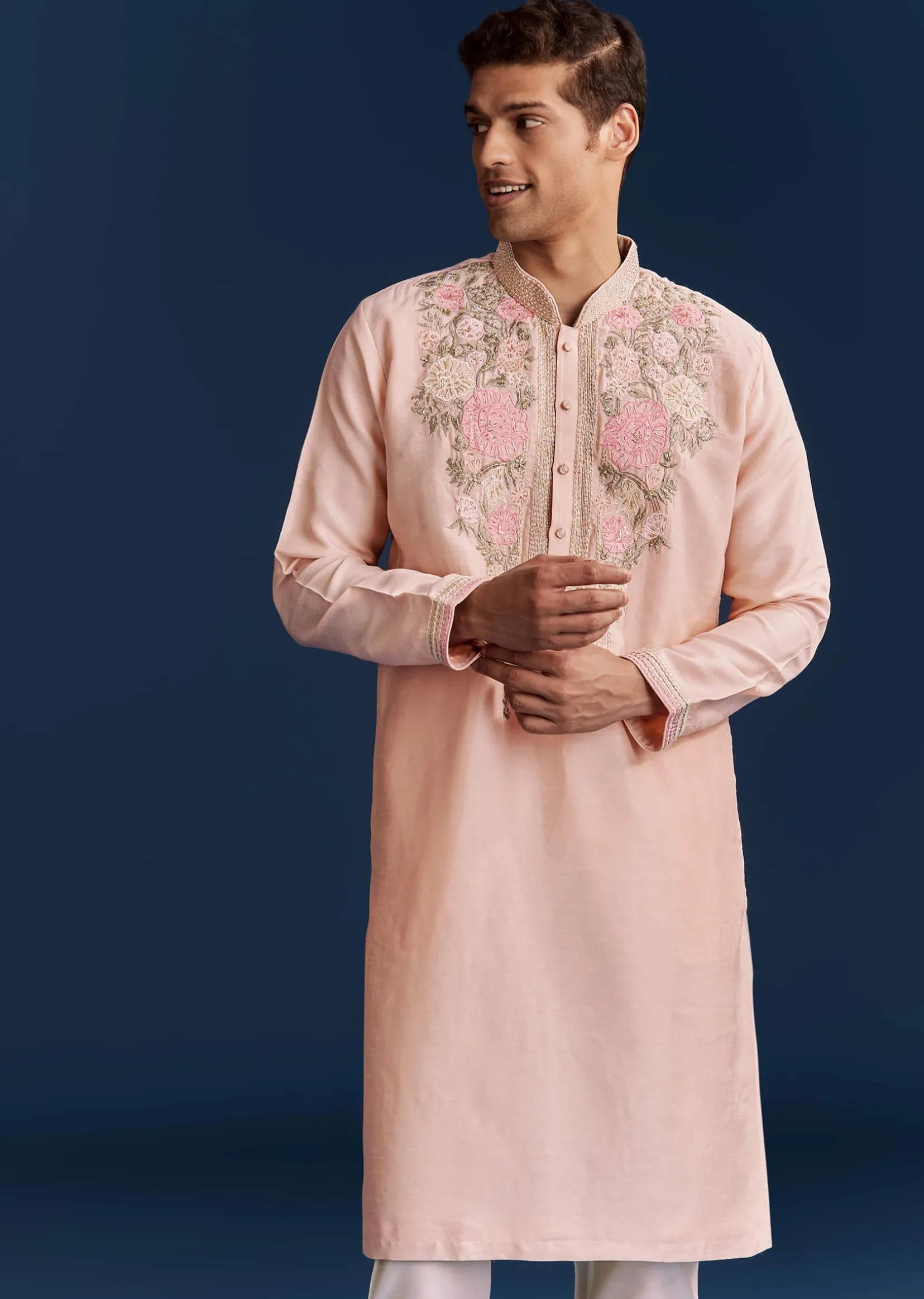 Peach Silk Kurta With Floral Resham Thread And Embroidery
