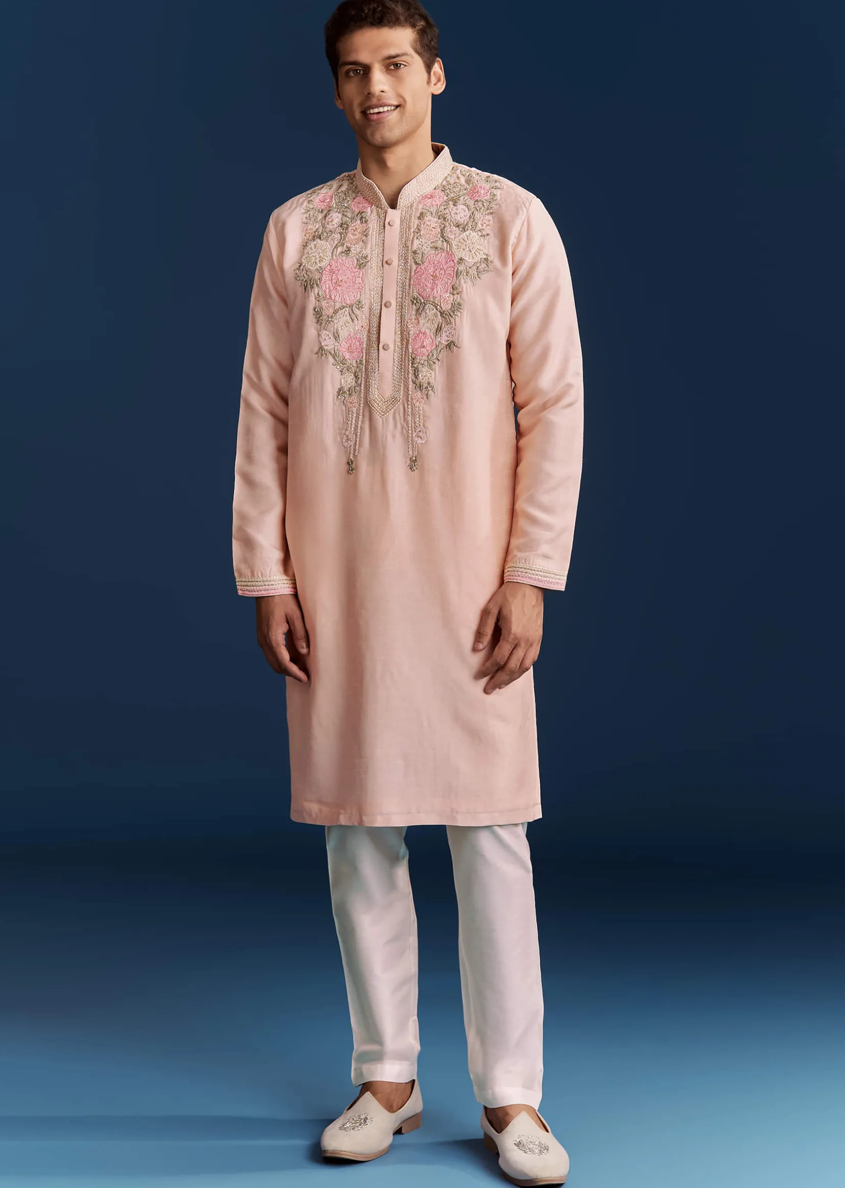 Peach Silk Kurta With Floral Resham Thread And Embroidery