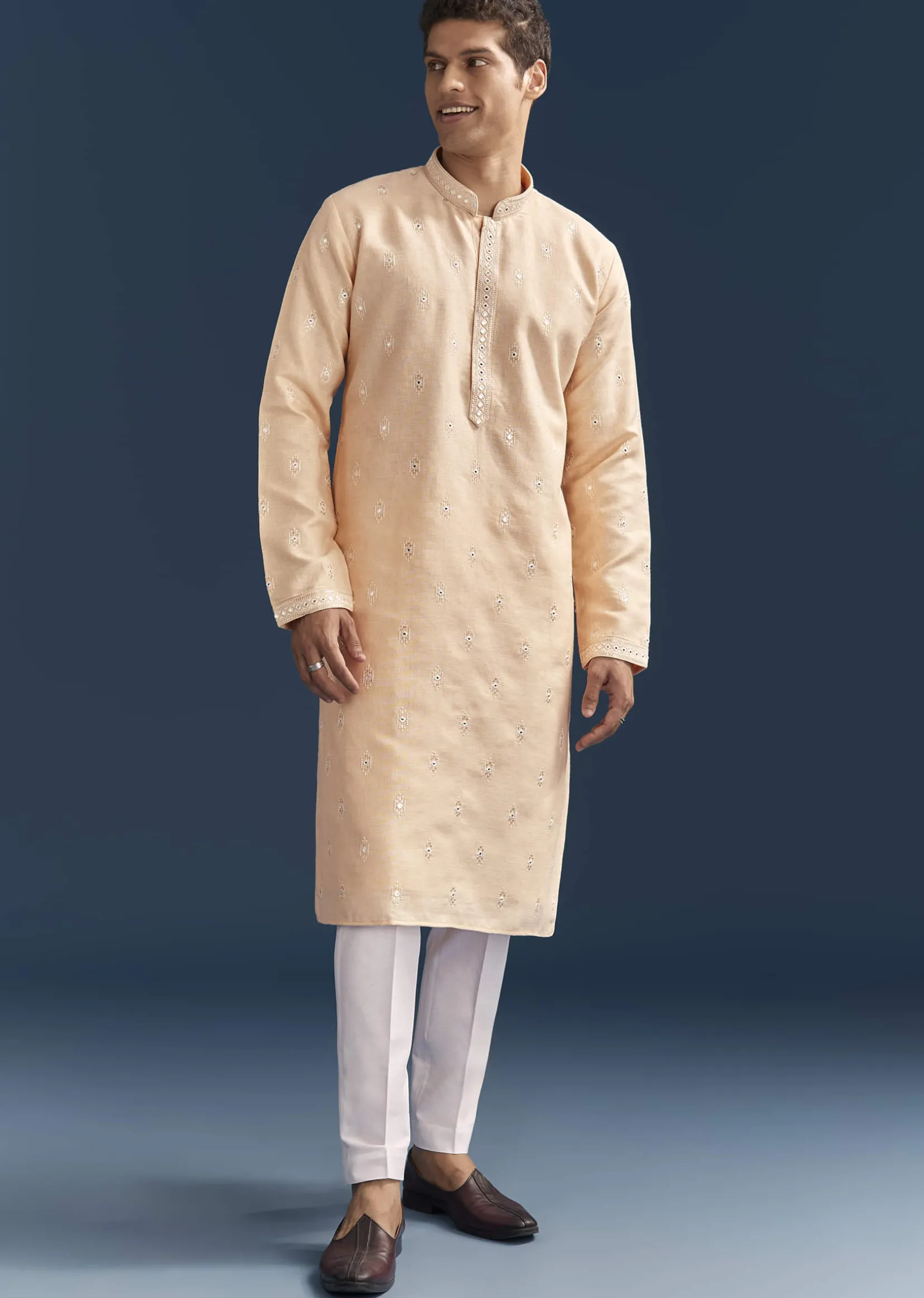 Peach Silk Textured Kurta Set For Men With Thread And Mirror Work
