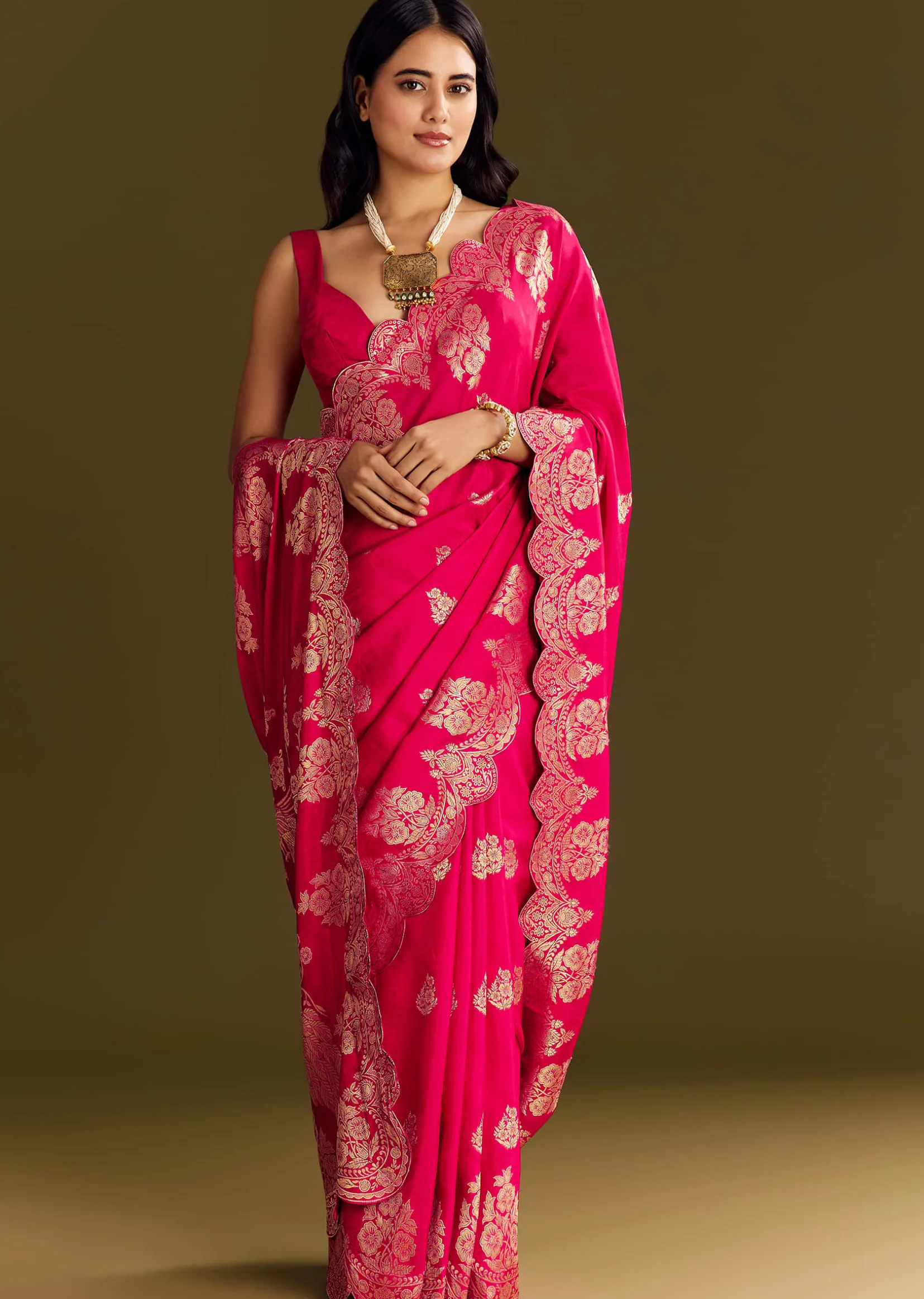 Pink Dola Silk Saree With Zari Border And All Over Booti