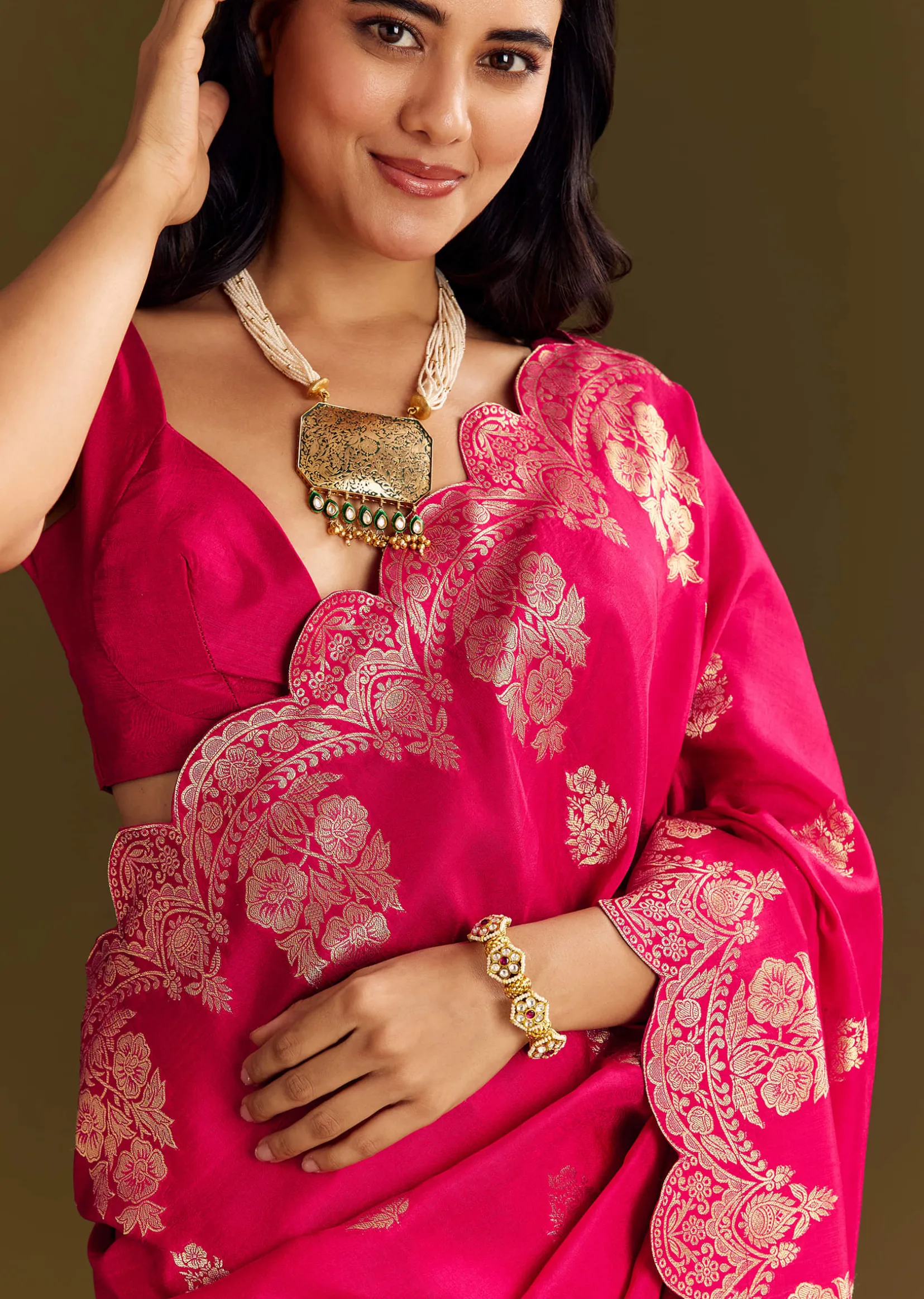 Pink Dola Silk Saree With Zari Border And All Over Booti