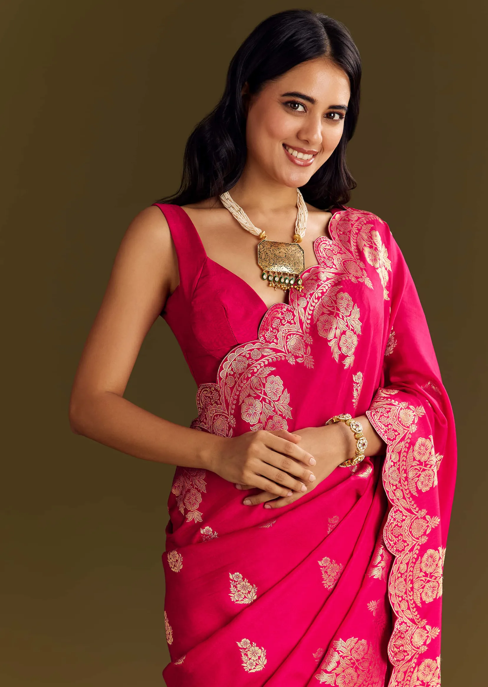Pink Dola Silk Saree With Zari Border And All Over Booti