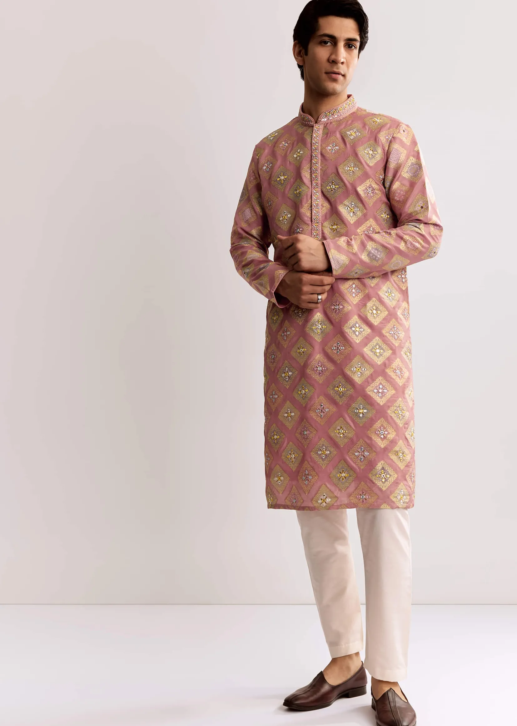 Pink Silk Kurta Set With Mirror Geometric Print