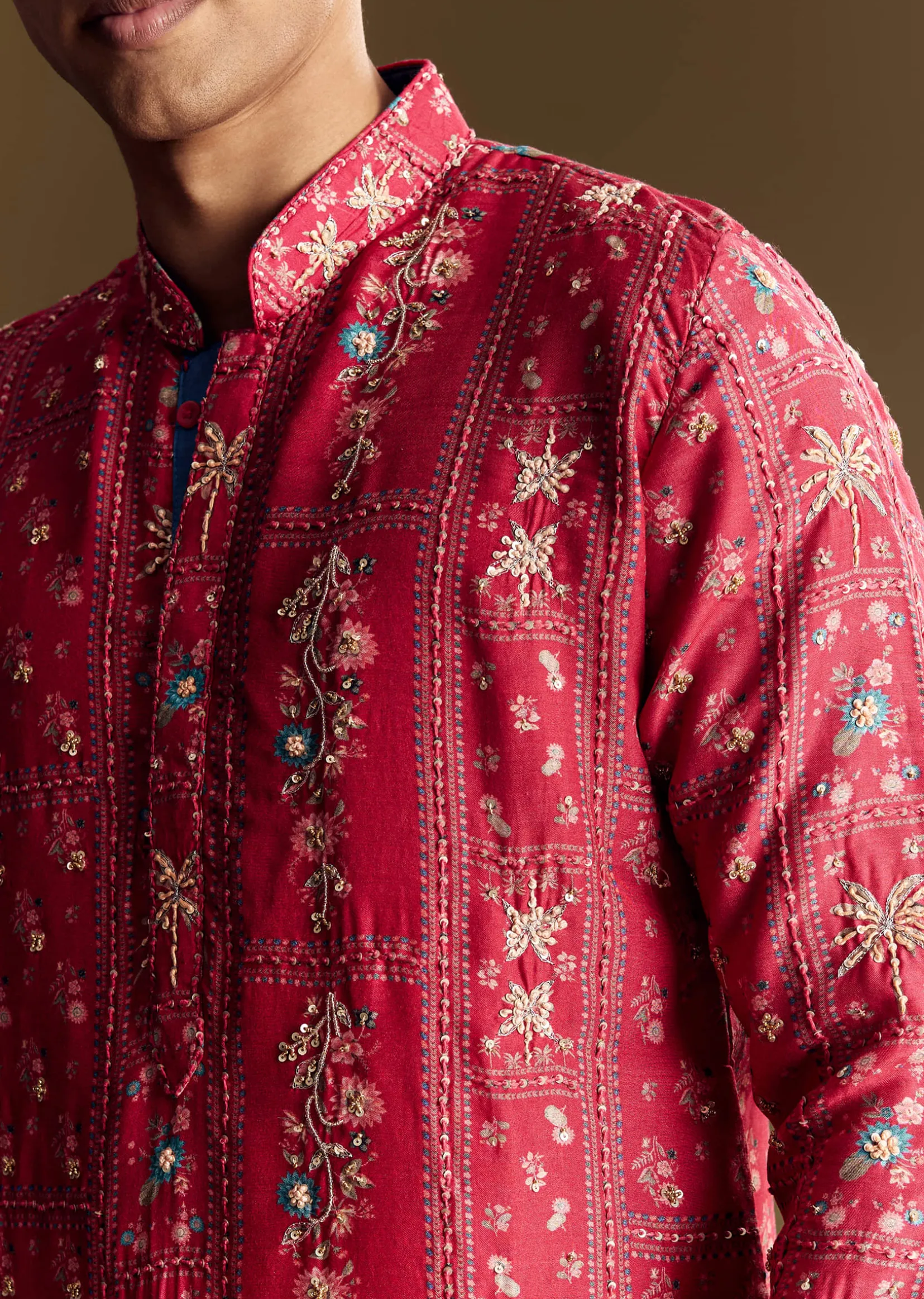 Pink Silk Kurta Set With Resham And Sequin Work