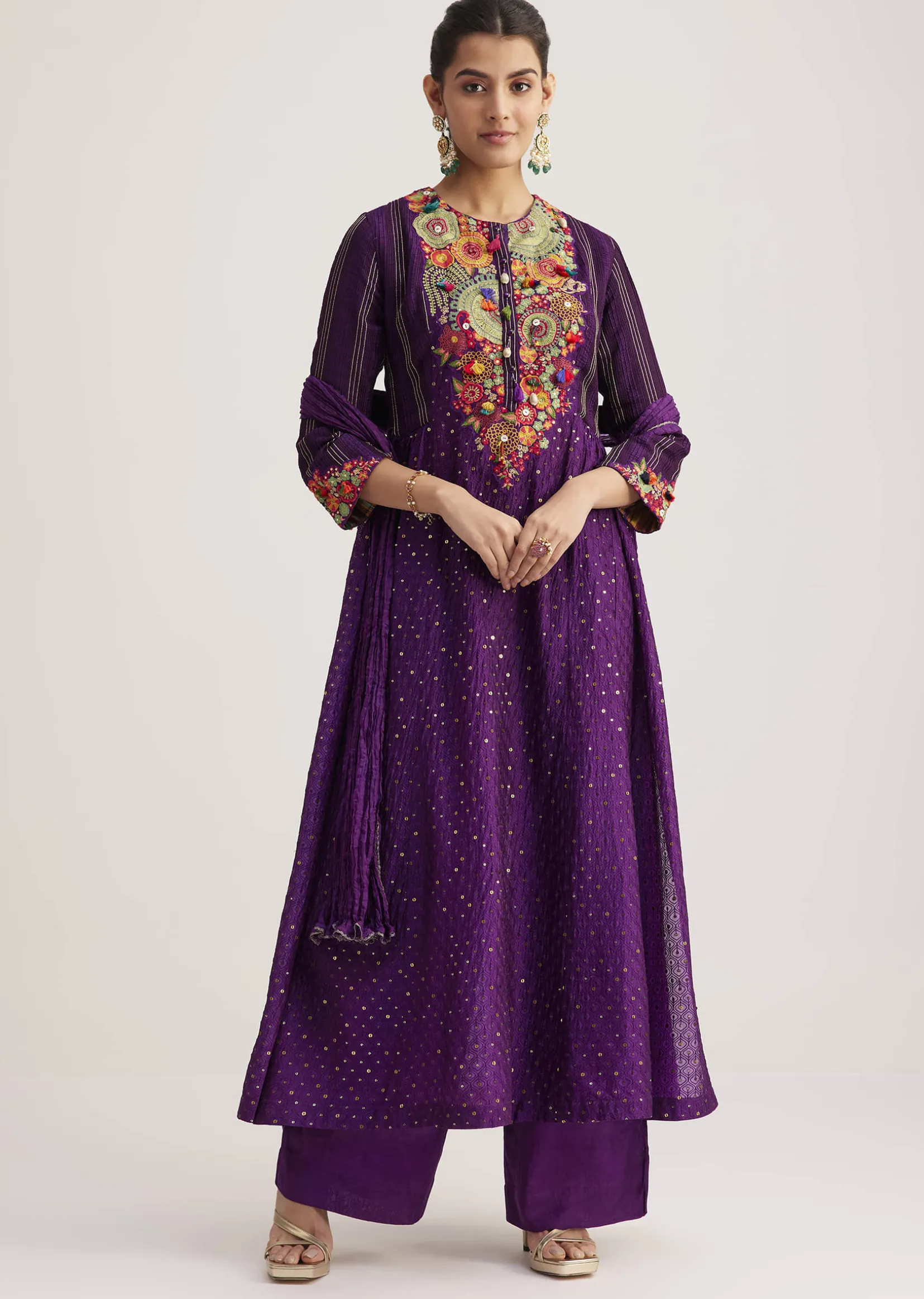 Purple Silk Kurta Set With Resham Embroidery And Dupatta