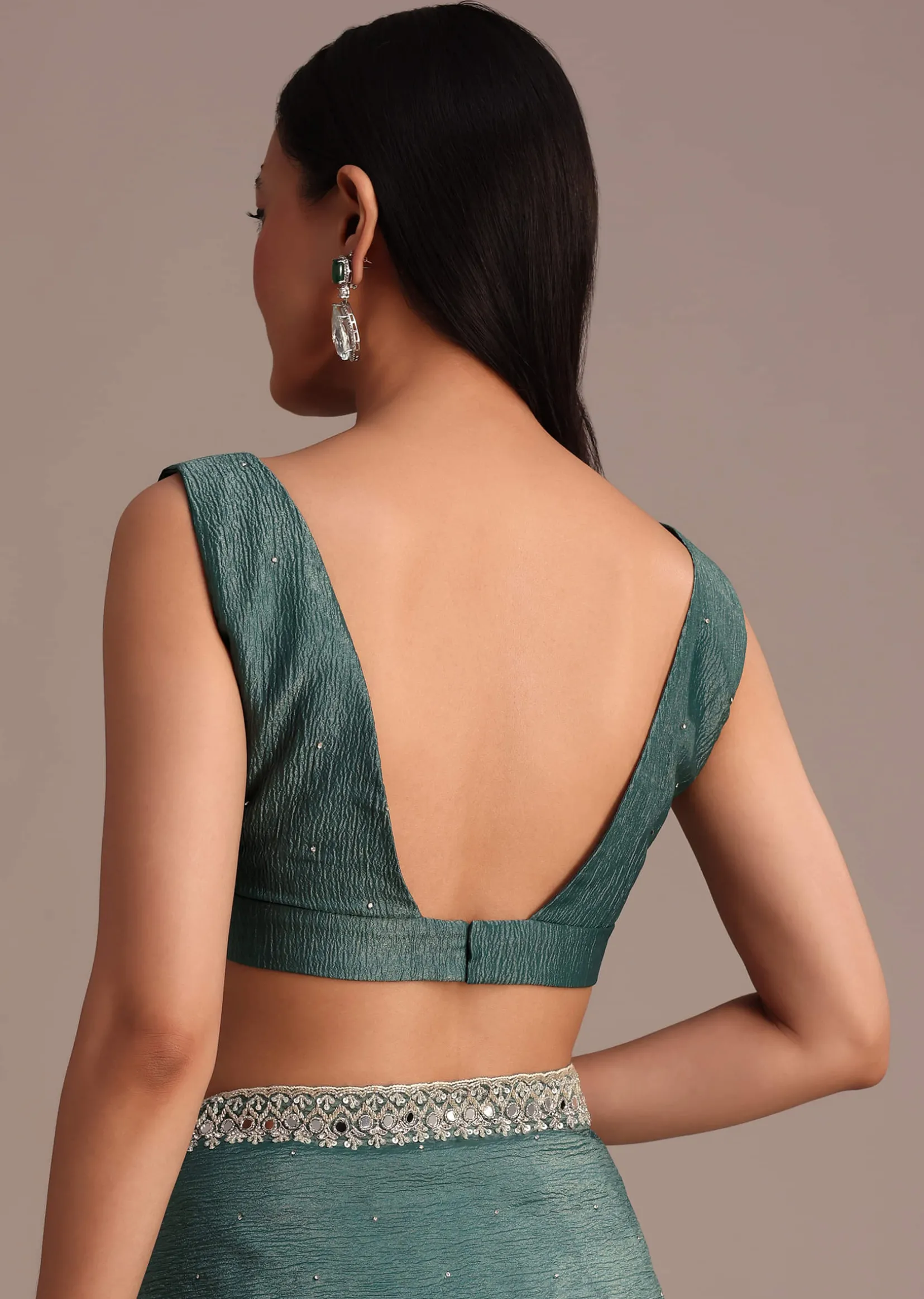 Rama Green Crushed Tissue Saree With Mirror and Cutdana Embellished Border
