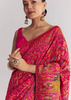 Red Dola Silk Saree With Traditional Weaves