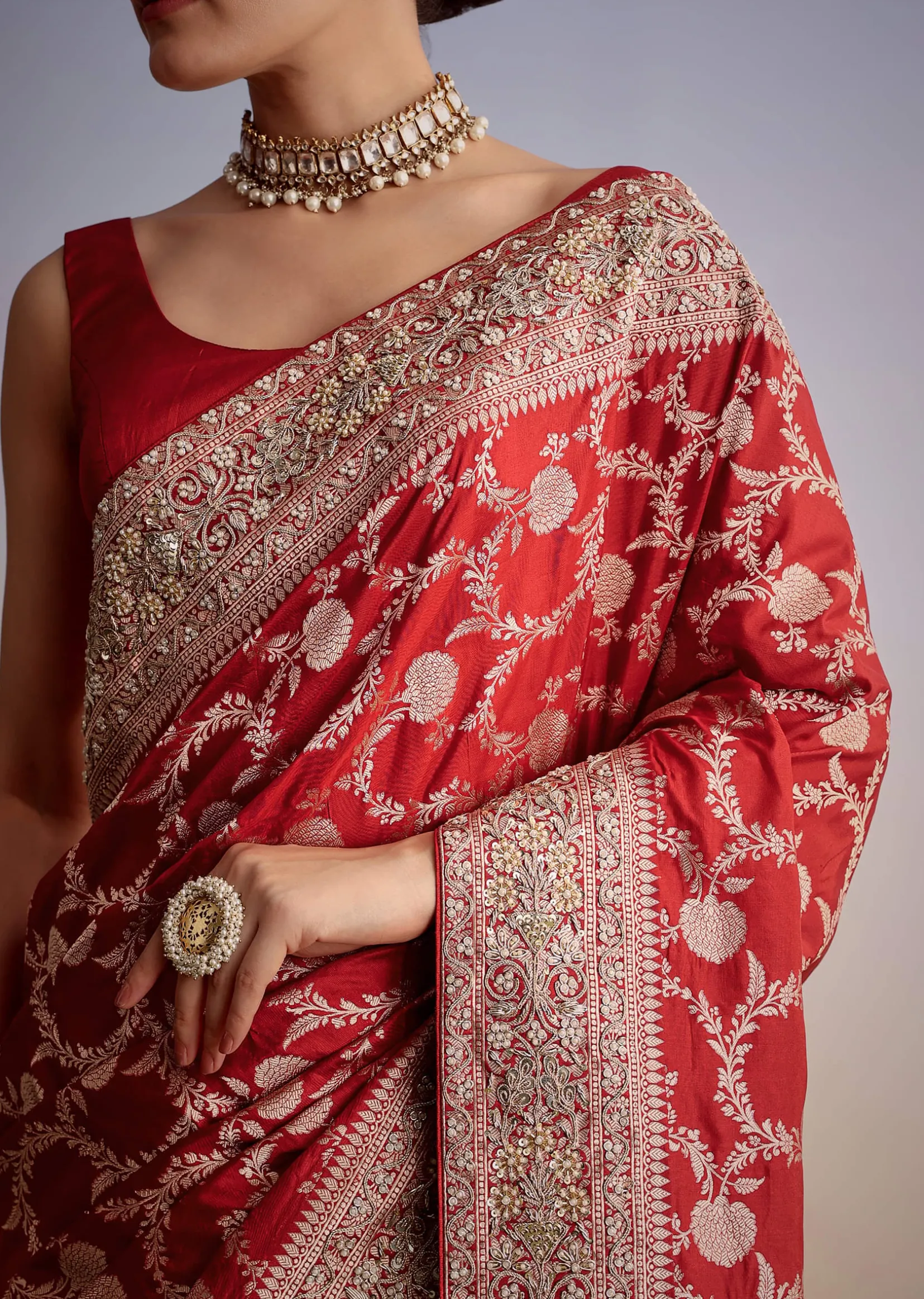 Red Dola Silk Saree With Floral Jaal Work