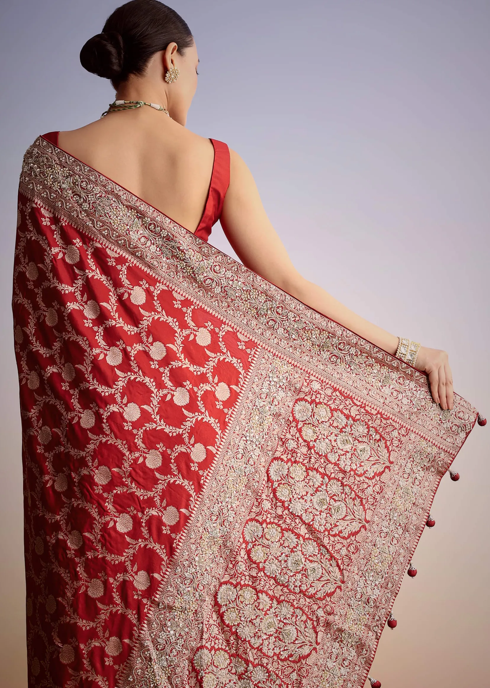 Red Dola Silk Saree With Floral Jaal Work