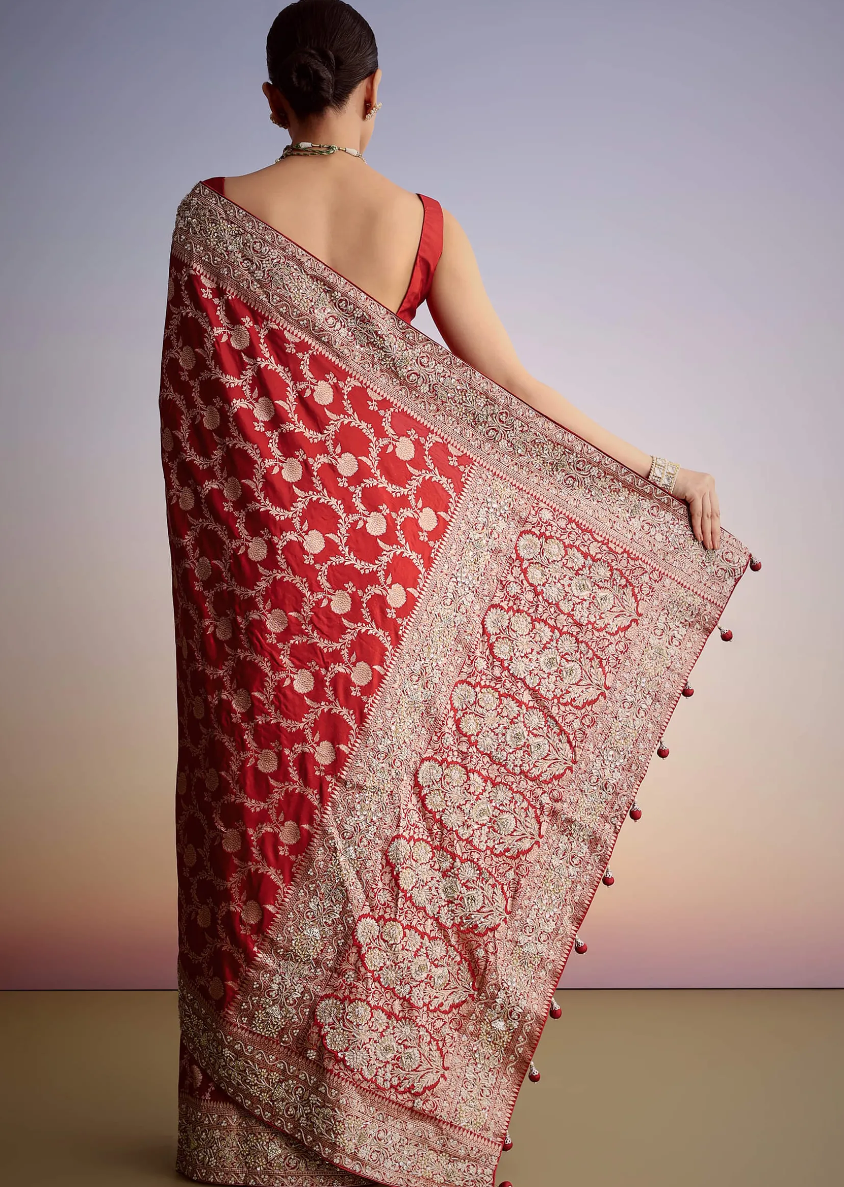 Red Dola Silk Saree With Floral Jaal Work