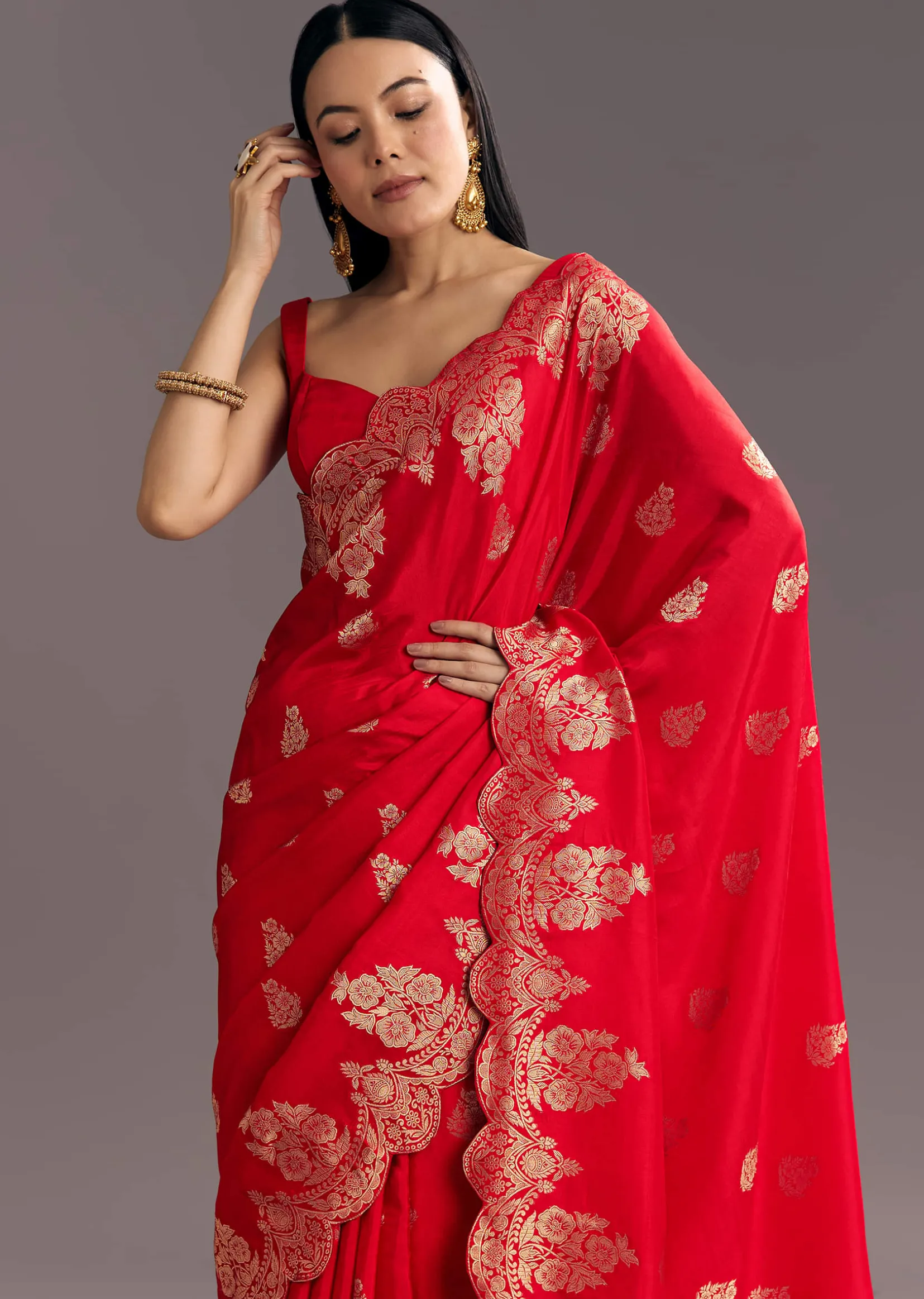 Red Dola Silk Woven Motif Saree With Scallop Border