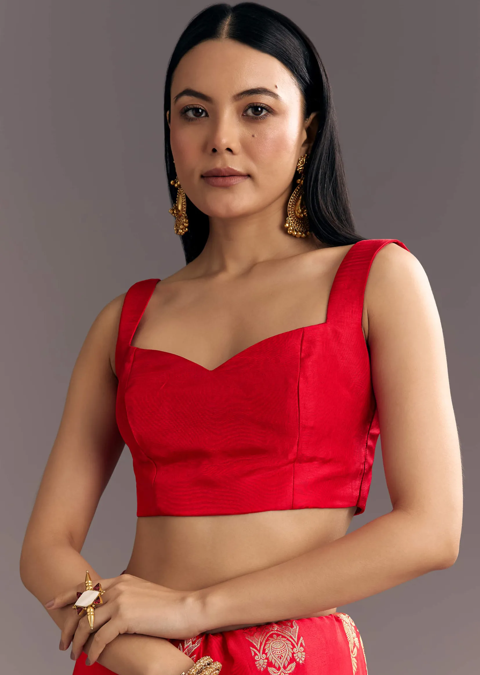 Red Dola Silk Woven Motif Saree With Scallop Border