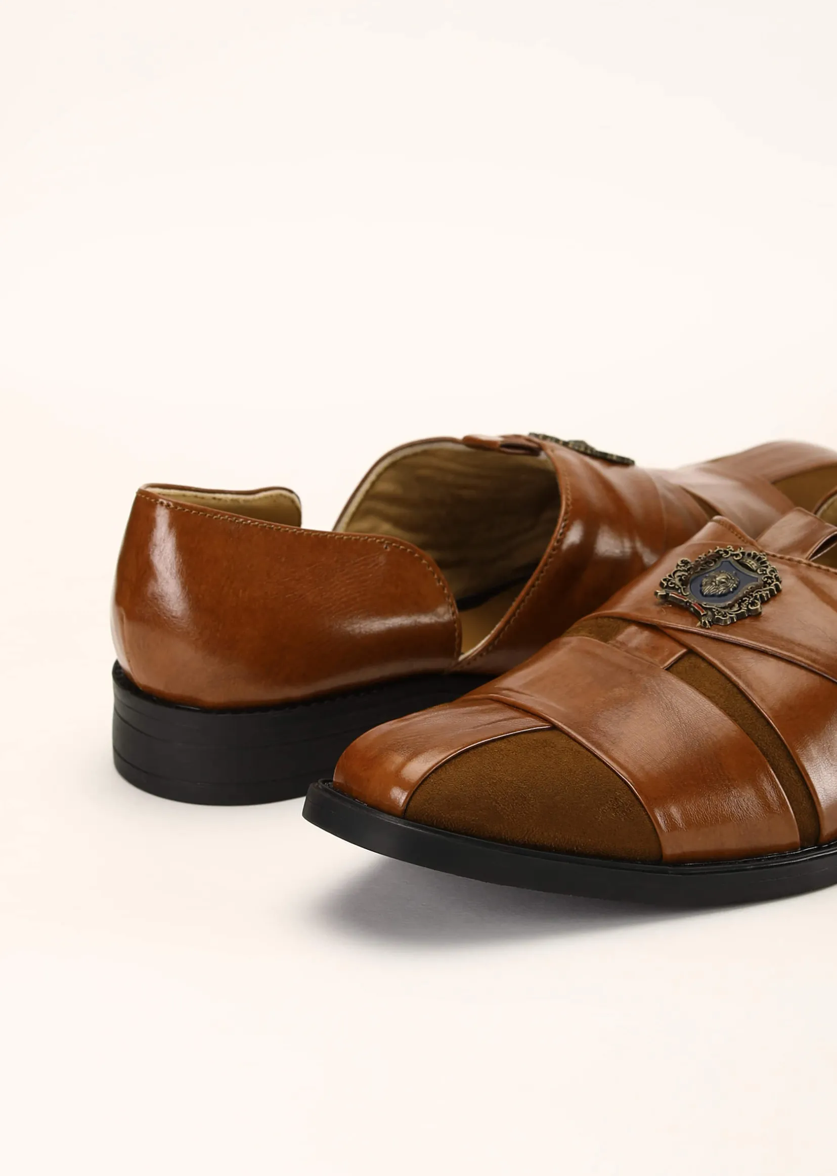 Tan Peshawari Footwear In Rexine And Suede Leather Embellished With A Brooch
