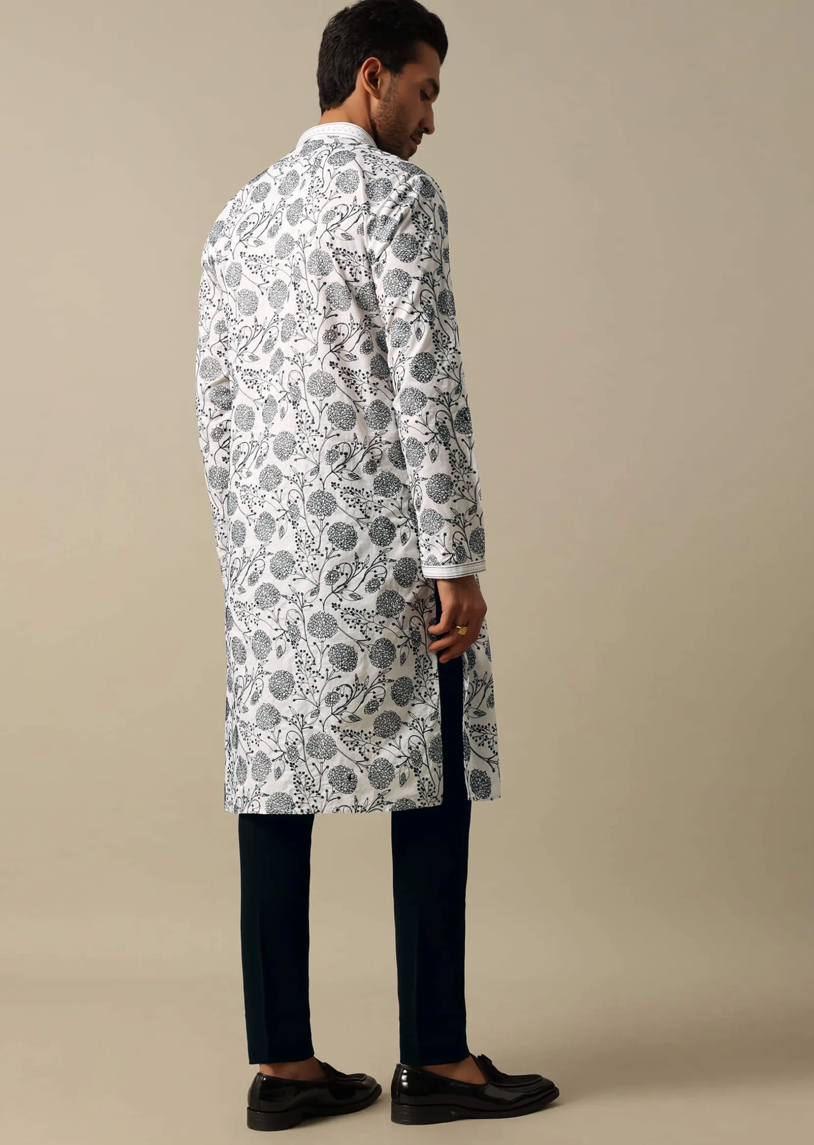 White Embroidered Kurta Set With Dupatta