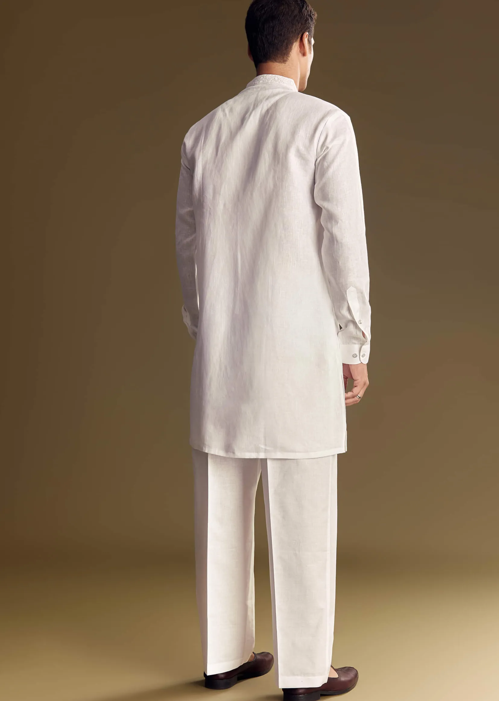 White Linen Kurta Set With Thread Embroidery