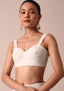 White Saree With Floral Embroidery And Unstitched Blouse Piece
