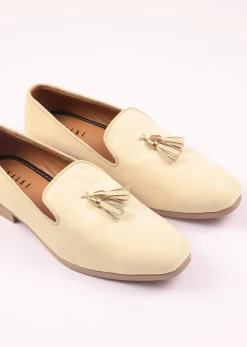 White Velvet Tassel Jutti