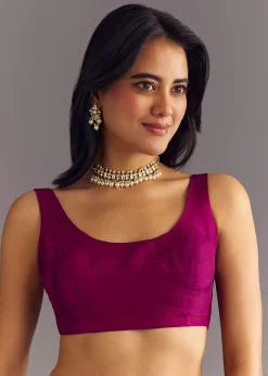 Wine Dola Silk Saree With Zari Jaal And Border Work