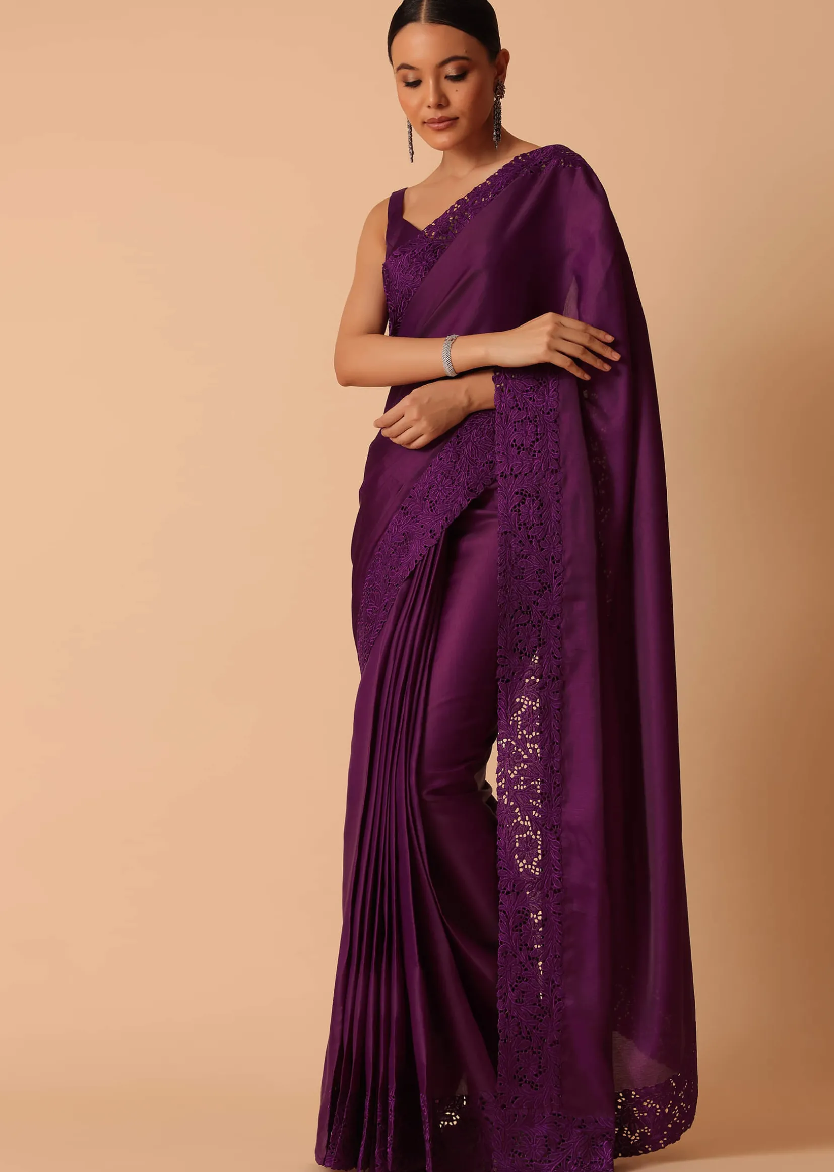 Wine Organza Saree With Lace Border And Unstitched Blouse Piece