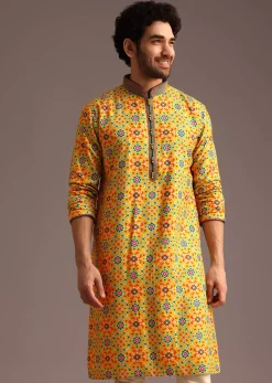 Yellow Pashmina Print Kurta And Pyjama